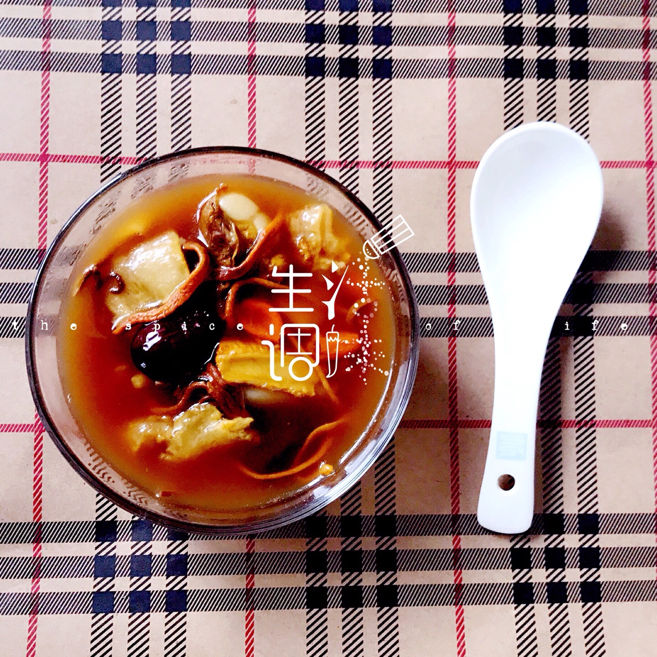 Paste autumn fat - stewed ribs with glue