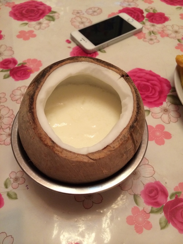 椰汁鲜奶炖蛋白怎么做 椰汁鲜奶炖蛋白的做法 豆果美食
