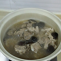 香菇莲藕排骨汤的做法图解5