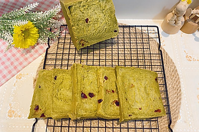 蒸吐司面包抹茶蔓越莓味