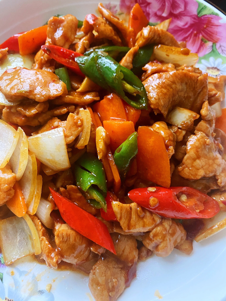 洋葱熘肉片的做法