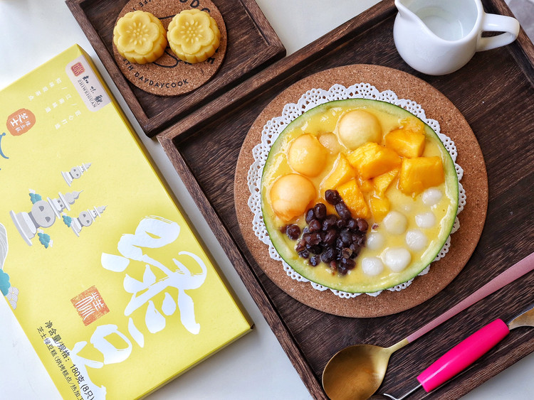 蜜瓜聚宝盆的做法