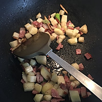 腊肉土豆娃娃菜焖饭－电饭锅版超简单的做法图解1