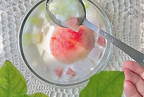 桃桃蜜瓜牛奶冰的做法
