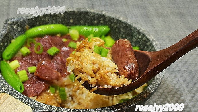 石锅腊肠饭