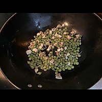 【原创】鸡汁豌豆烧草菇的做法图解2