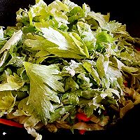 胡卷蒜腊焖芹叶的做法图解9