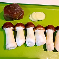 早春初鲜松茸火腿汤的做法图解1
