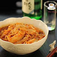 泡菜炒红薯粉
