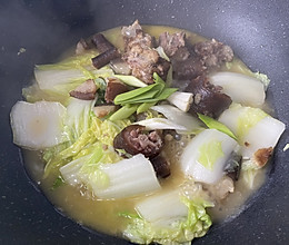 腊猪尾炖白菜的做法