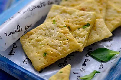 好吃到你味蕾都融化—葱香苏打饼
