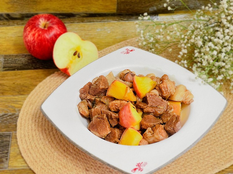苹果炖肉的做法