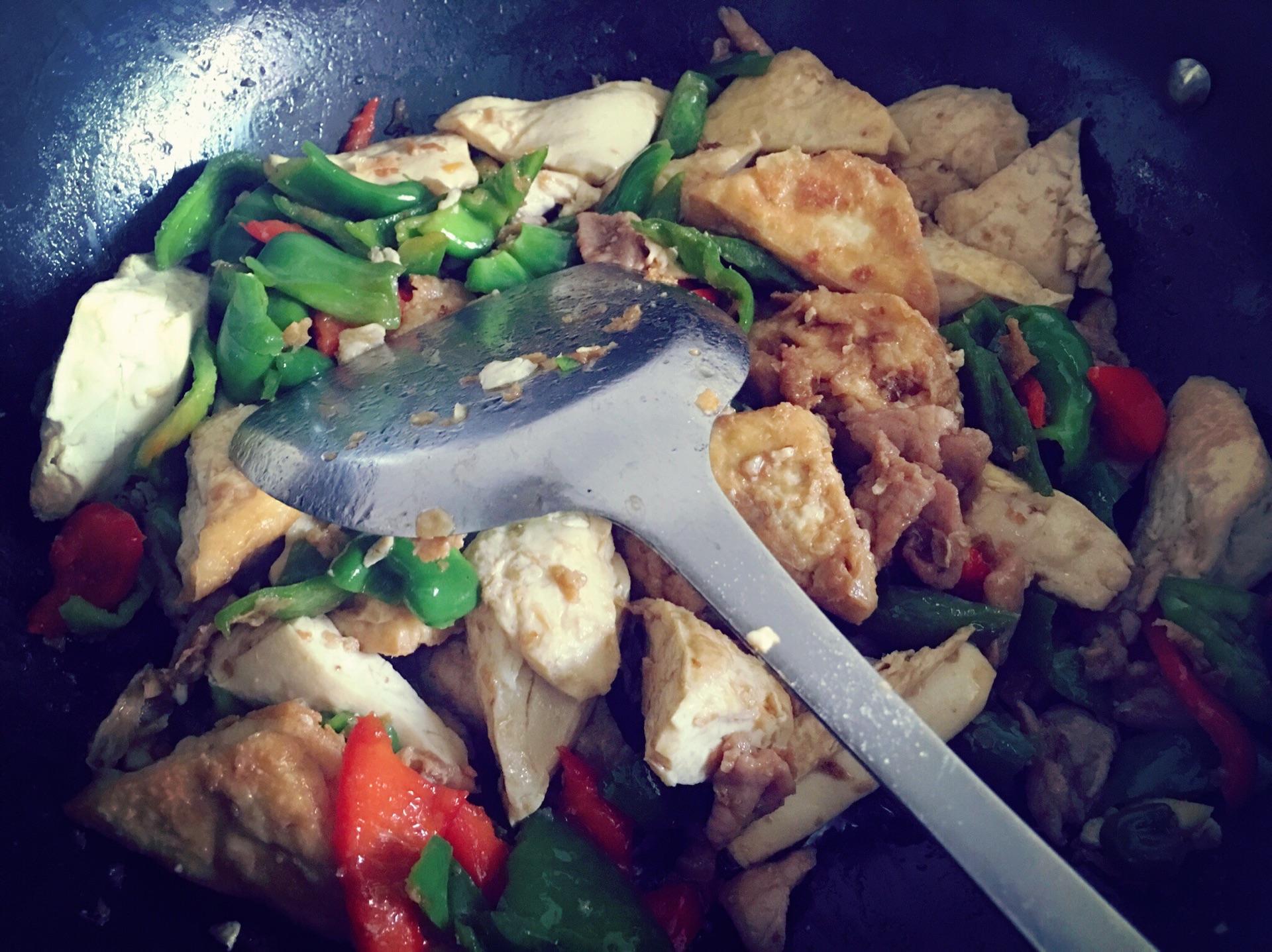 筒鲜鱼烩豆腐怎么做_筒鲜鱼烩豆腐的做法_豆果美食