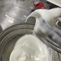 抹茶瑞士卷的做法图解3