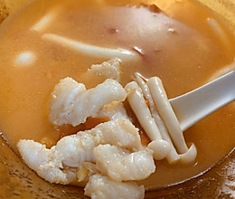 快手汤～番茄巴沙鱼汤的做法