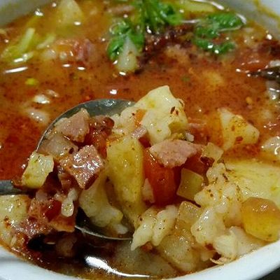 番茄土豆培根疙瘩汤