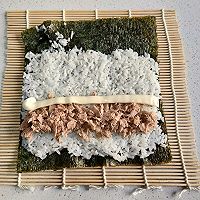 金枪鱼紫菜包饭的做法图解7