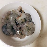 番茄豆腐虾仁煲的做法图解1