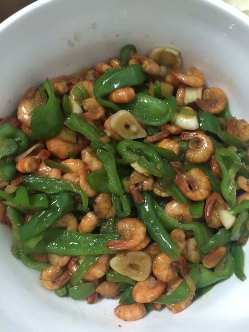 青椒炒小河虾