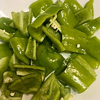 小炒豆腐泡（入味Max）的做法图解2