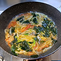 番茄大白菜汤的做法图解11