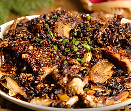 湖南经典湘菜【腊味合蒸】，过年过节才会吃到，做法简单口味独特的做法
