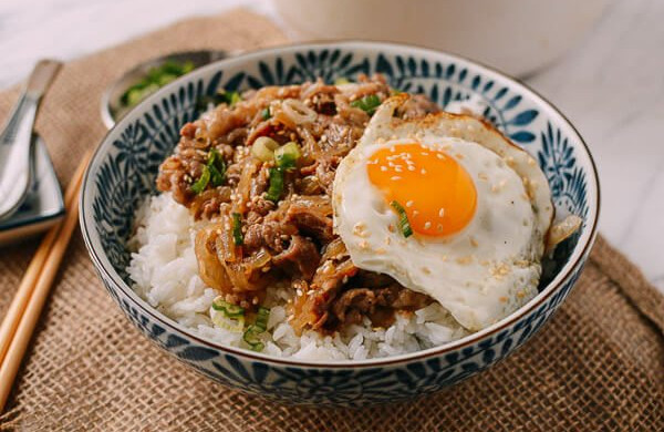 简单朴素的幸福时光 | 日式肥牛饭（牛丼饭）