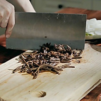 干锅腊肉茶树菇 | 味蕾时光的做法图解1