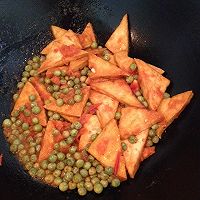 茄汁豌豆烧豆腐的做法图解7