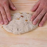 西式面点师中级-核桃葡萄干面包的做法图解9