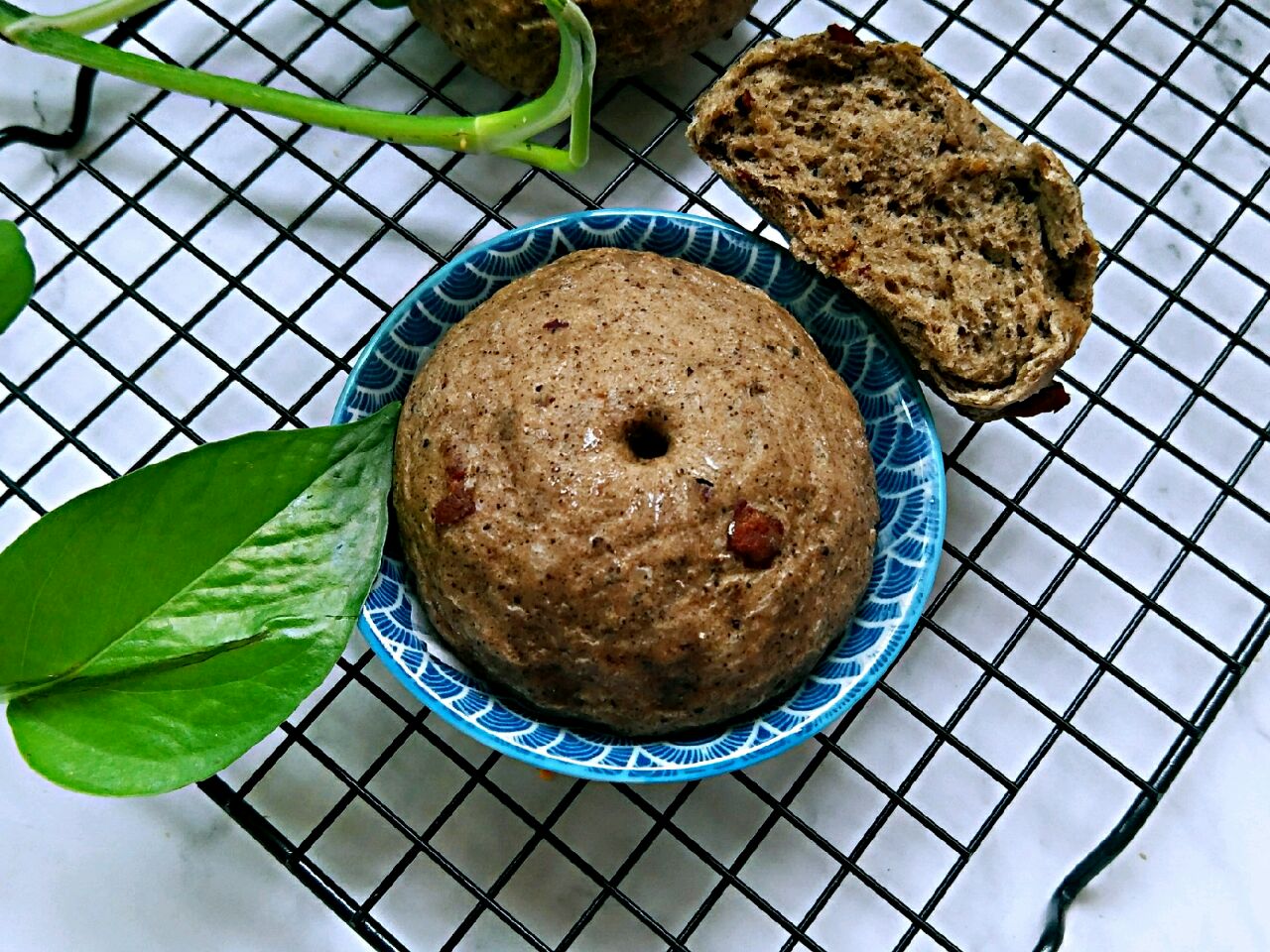 Steamed jujube bun