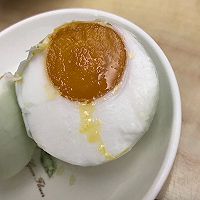 #我们约饭吧#腌制富到流油的咸鸭蛋的做法图解9