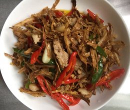 小笋干炒五花肉(下饭菜)的做法