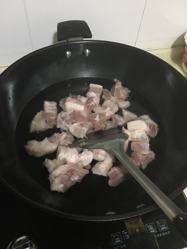 高压锅版零失败红烧肉的做法图解2