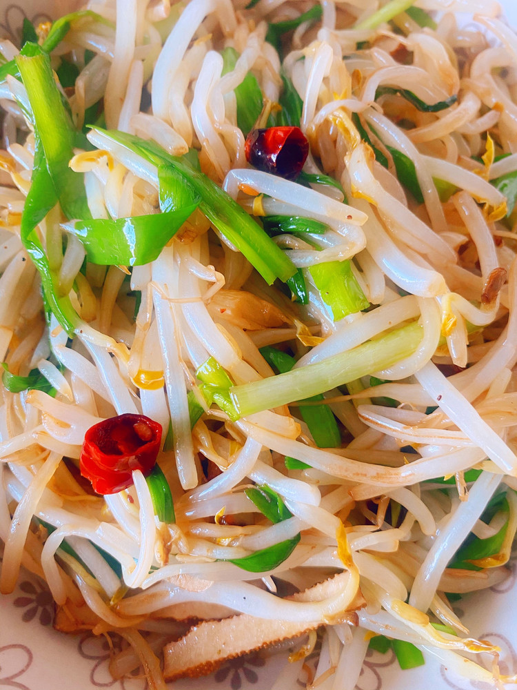 炝炒豆芽的做法