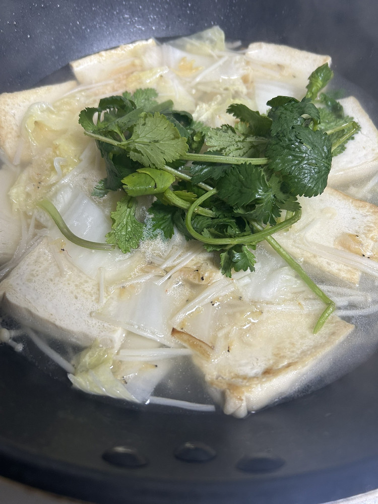 豆腐白菜虾皮汤的做法