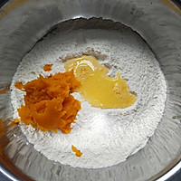 南瓜面包圈#安佳黑科技易涂抹软黄油#的做法图解3