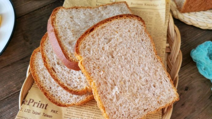 棉花糖般柔软：牛奶吐司