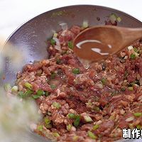 香煎羊肉小笼包的做法图解9