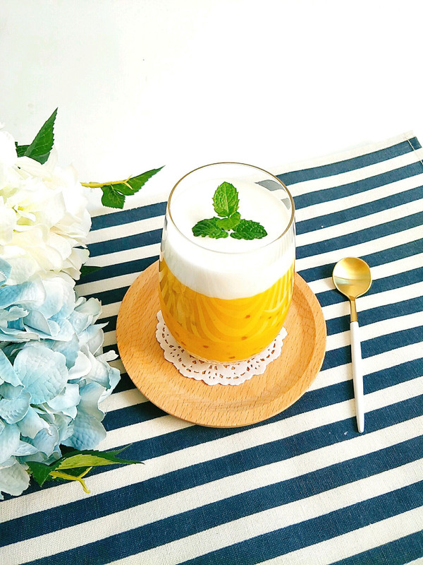 夏日佳品---椰香芒果思慕雪