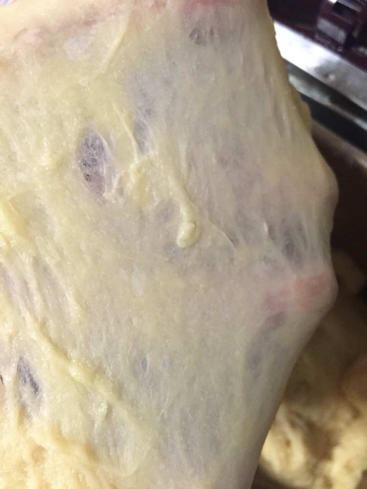 鲜奶油小餐包的做法图解3