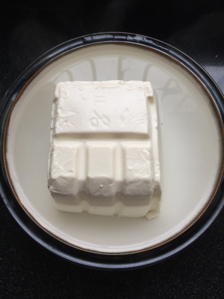 咸蛋黄豆腐#方太一代蒸传#的做法图解1