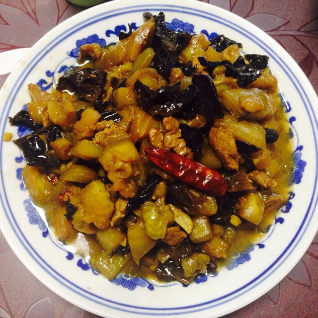 茄子炒肉的做法