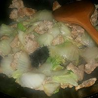 东北菜系_精肉炒白菜片，臻蘑的做法图解8
