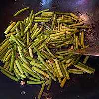 #东古家味美食#【原创】低盐鸡丝蒜苔蒜香四溢东古家的味道的做法图解4