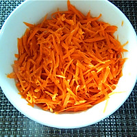胡萝卜拌金枪鱼沙拉：补脑瘦身沙拉的做法图解6