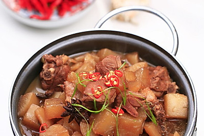 萝卜煲鸭块