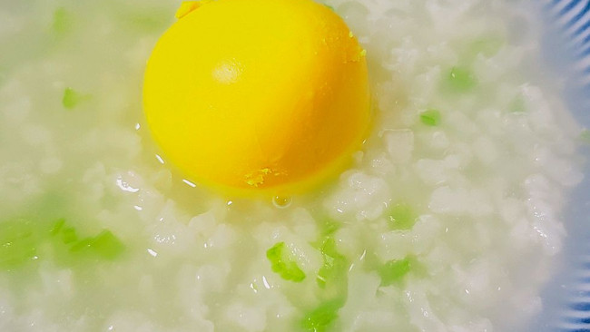 大米芹菜粥-宝宝辅食的做法
