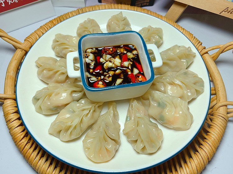 黑椒虾仁蒸饺，鲜甜营养早餐饺子的做法