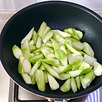 清炒棱瓜（丝瓜）的做法图解4